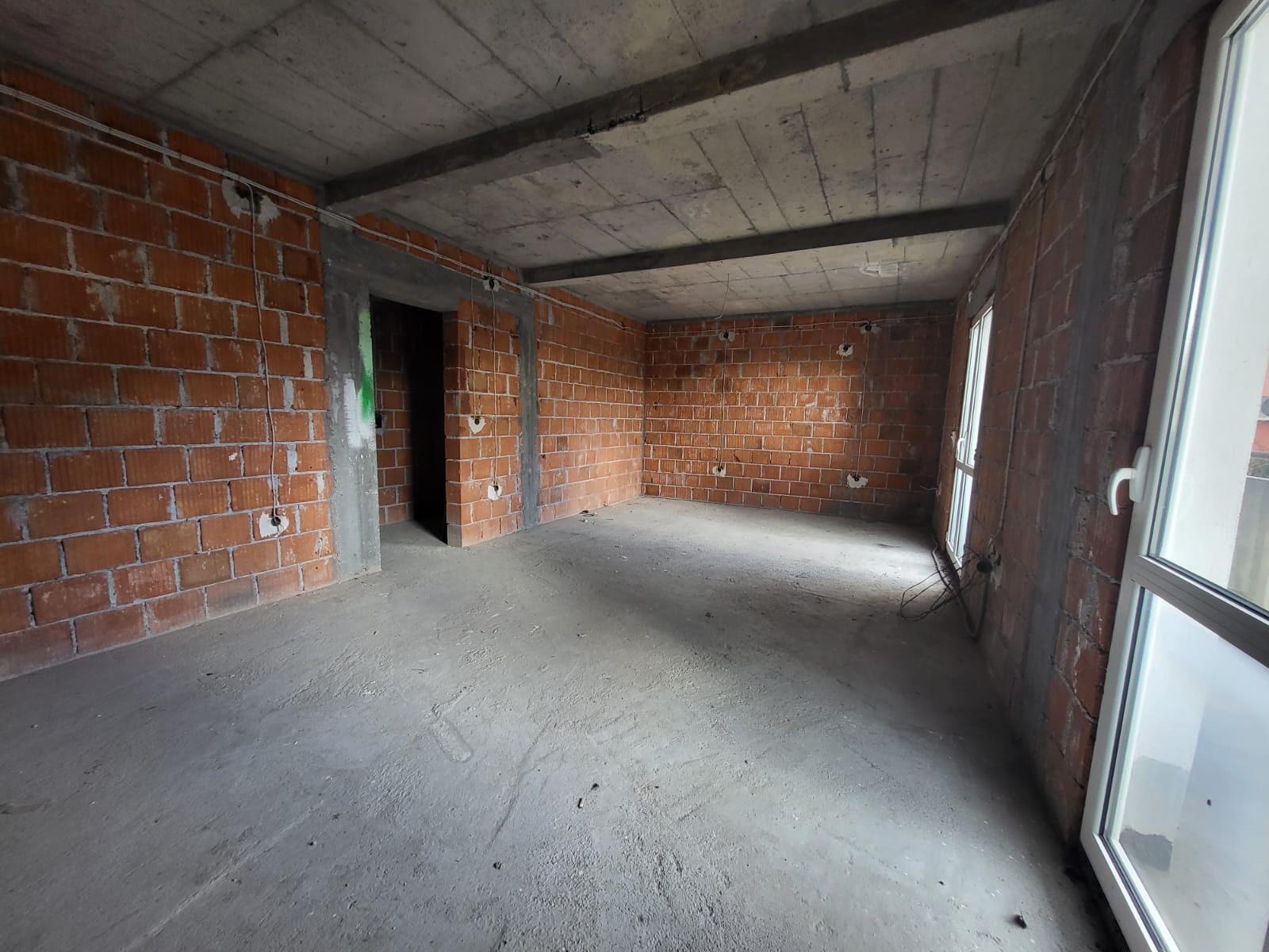 Image of Apartment - 2 Bedrooms - 1 Bathrooms for Sale in Budva-Seoce-Montenegro, Image 2